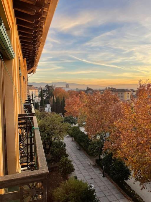 Large Family Home In Albaicin Center Granada Exterior photo